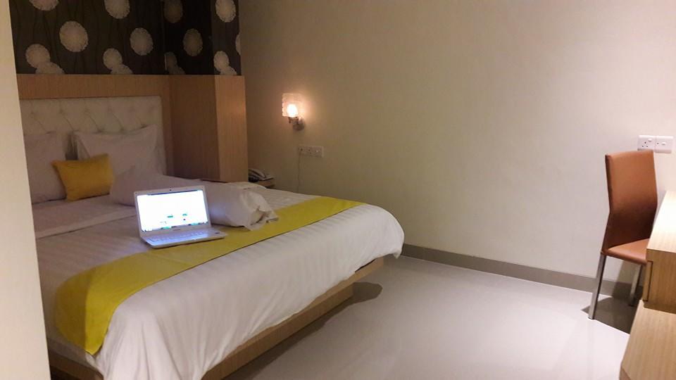 Kaliban Hotel Batam Exterior photo